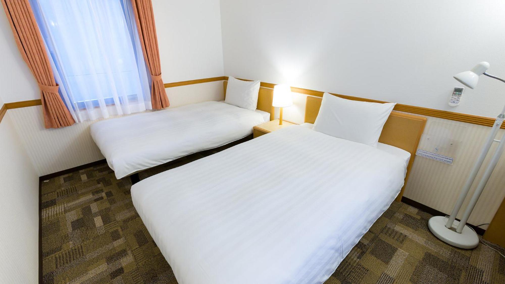 Toyoko Inn Okinawa Ishigaki-Jima Ishigaki  Szoba fotó